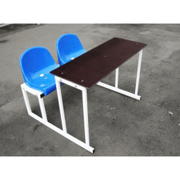 Стол для судьи на 2 места (пластиковое сидение и стол)